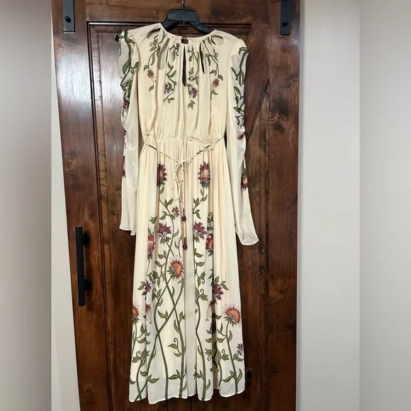 FARM Rio Romantic Nature Long Sleeve Maxi Dress - Picture 8 of 12